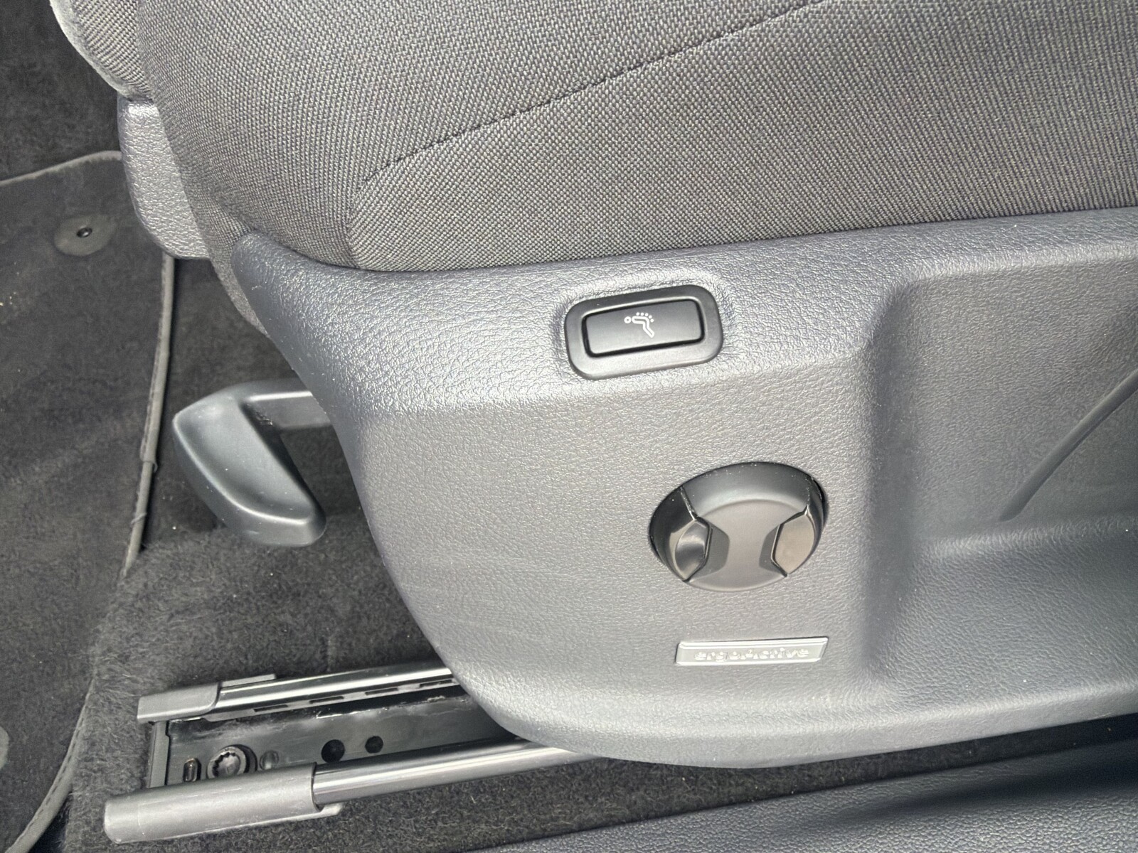 Volkswagen Touran - zdjęcie 19