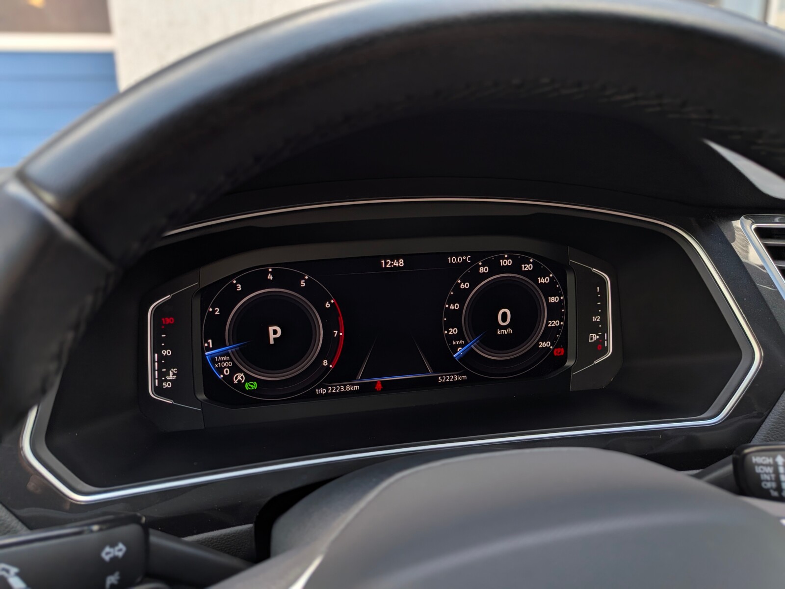 Volkswagen Tiguan - zdjęcie 18