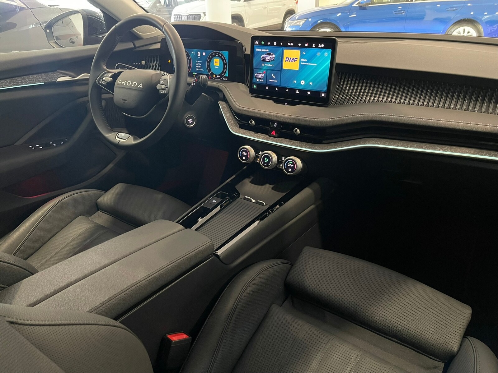 Škoda Superb - zdjęcie 14