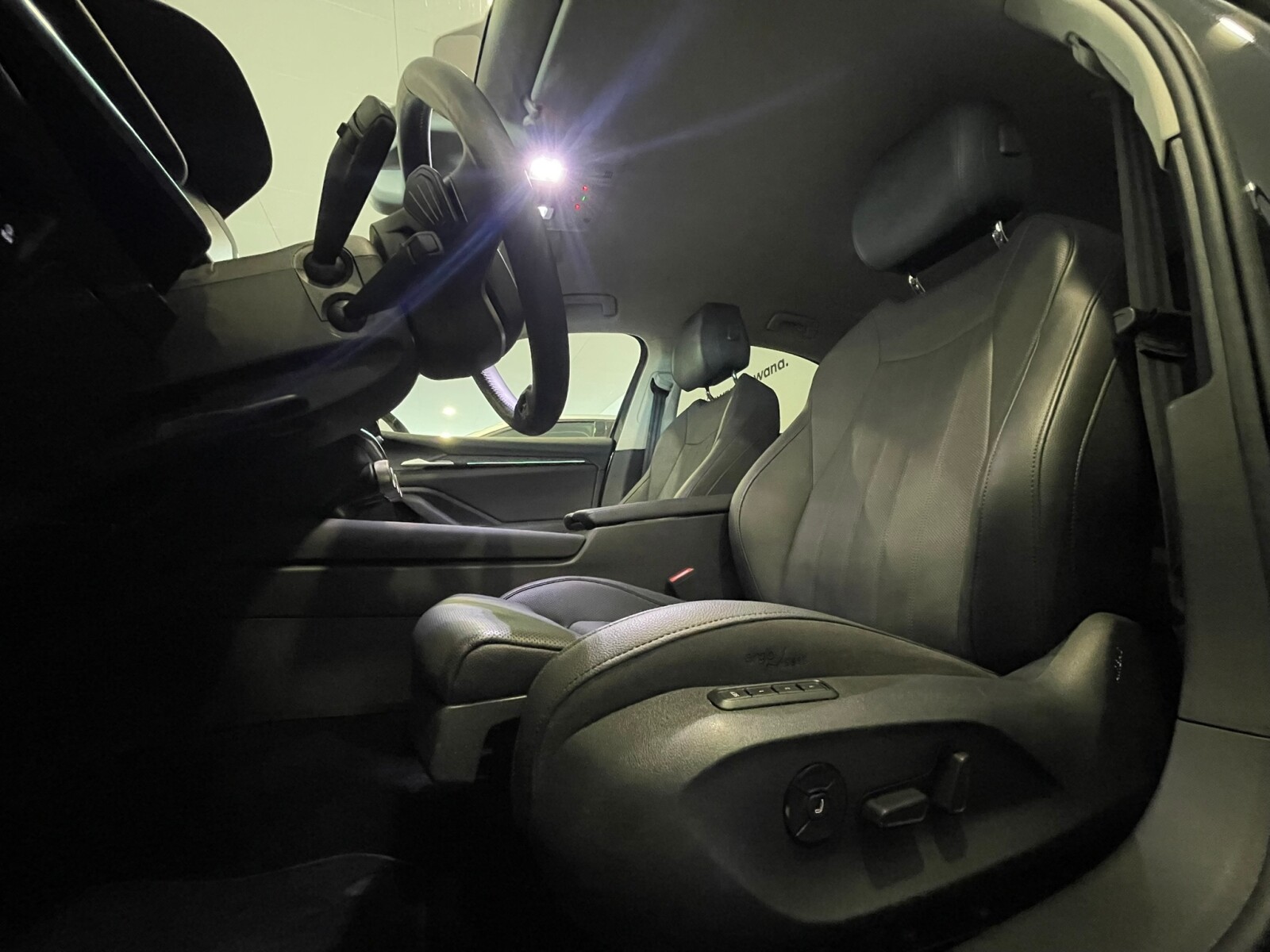 Škoda Superb - zdjęcie 9