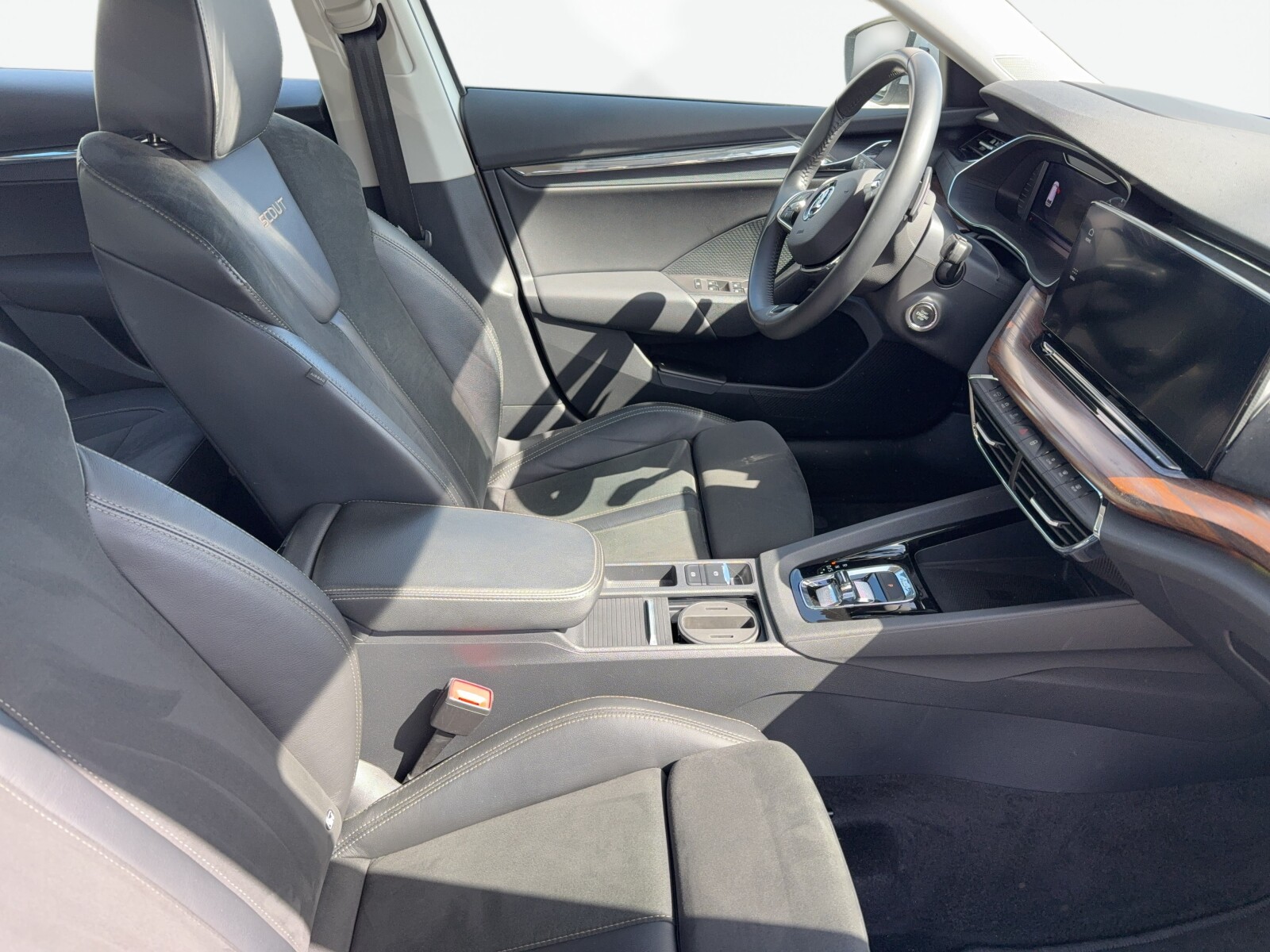 Škoda Octavia - zdjęcie 12