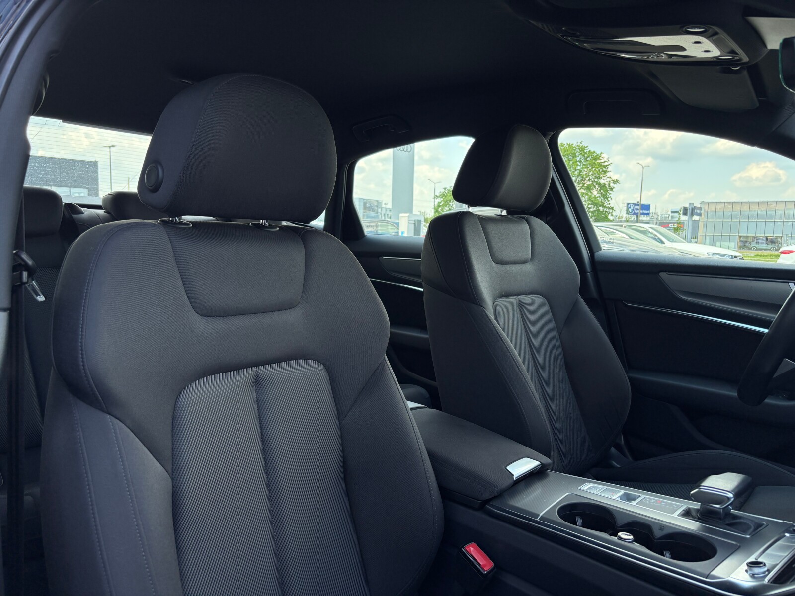 Audi A6 Limousine - zdjęcie 22
