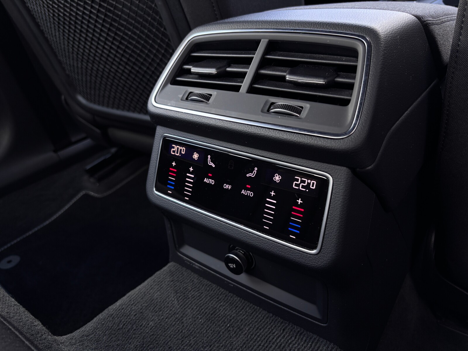 Audi A6 Limousine - zdjęcie 26