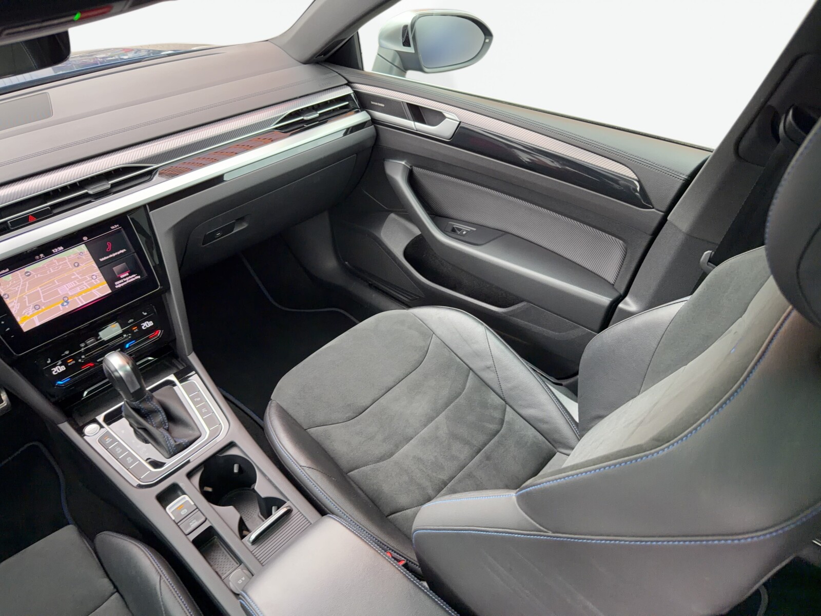 Volkswagen Arteon Shooting Brake - zdjęcie 39