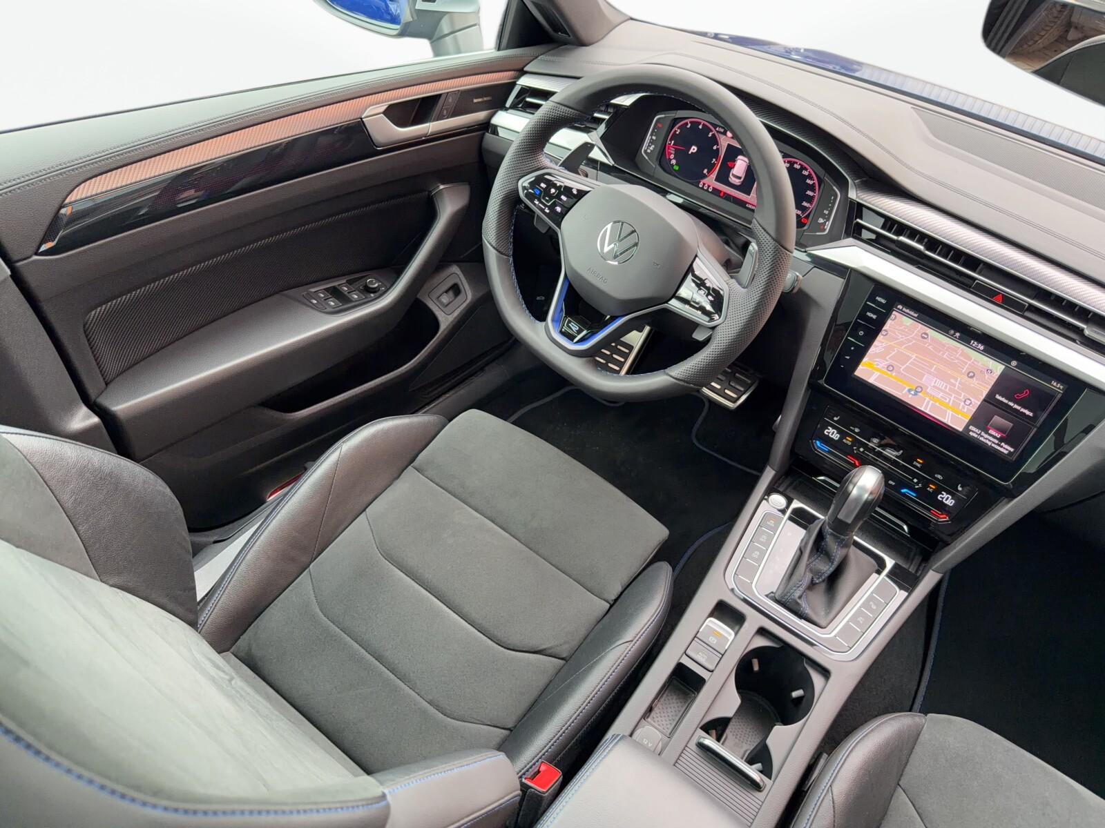Volkswagen Arteon Shooting Brake - zdjęcie 38