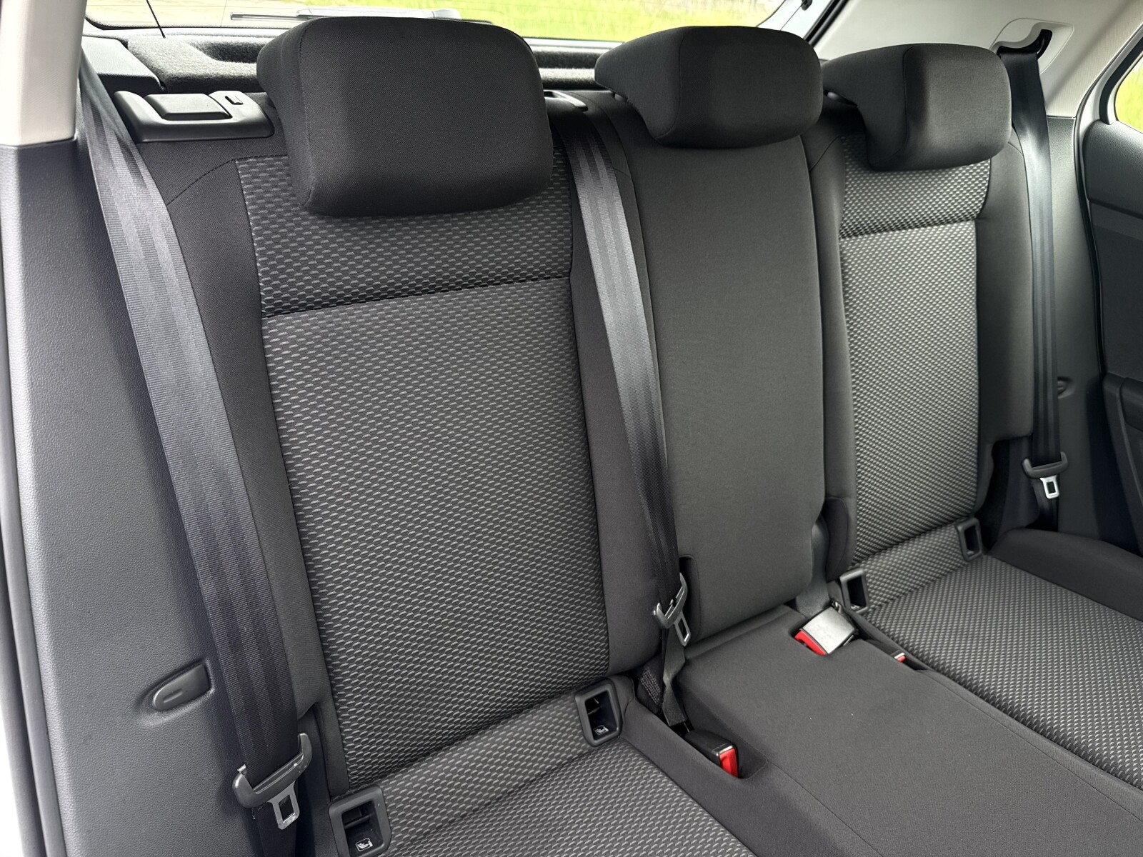 Volkswagen T-Cross - zdjęcie 28