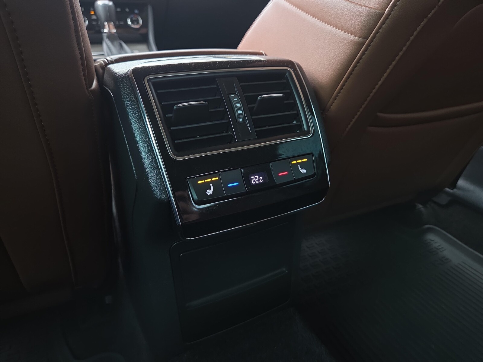 Škoda Superb - zdjęcie 15