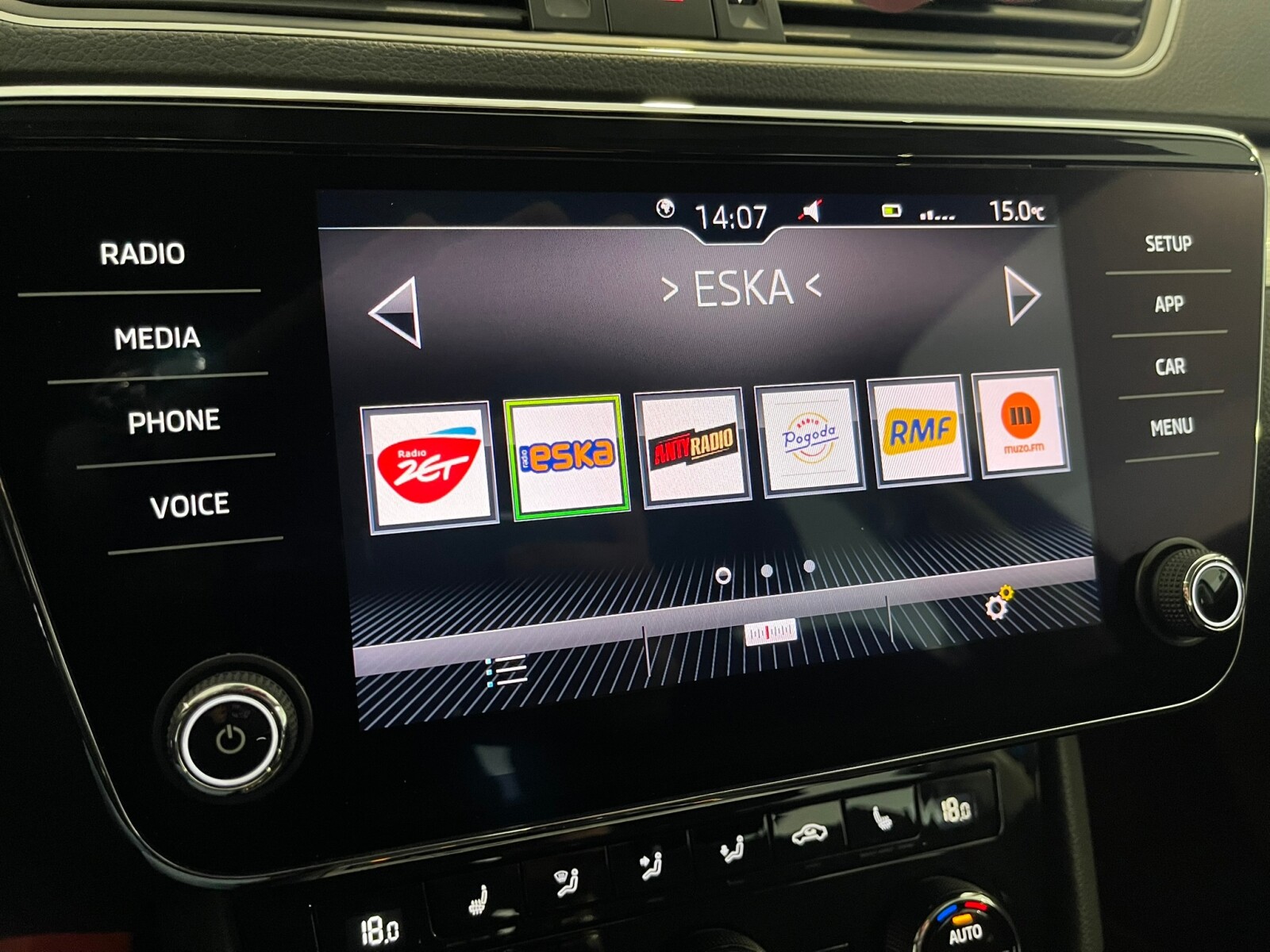 Škoda Superb - zdjęcie 20