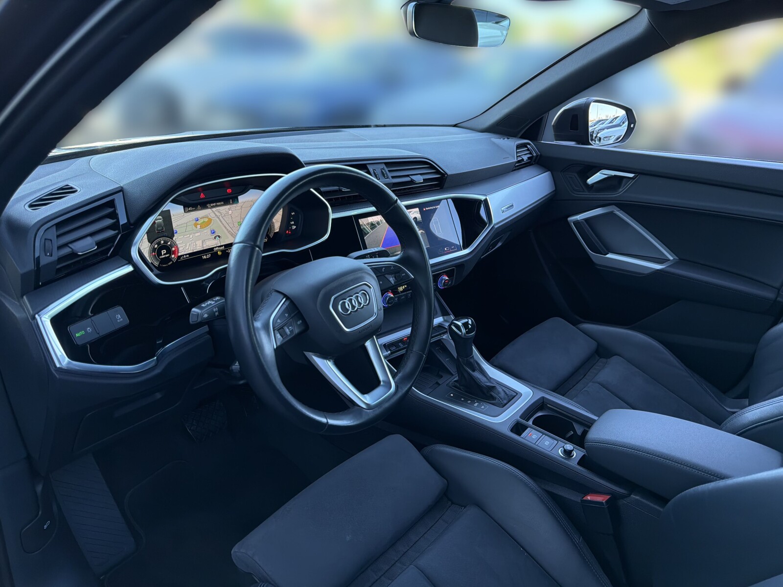Audi Q3 - zdjęcie 10