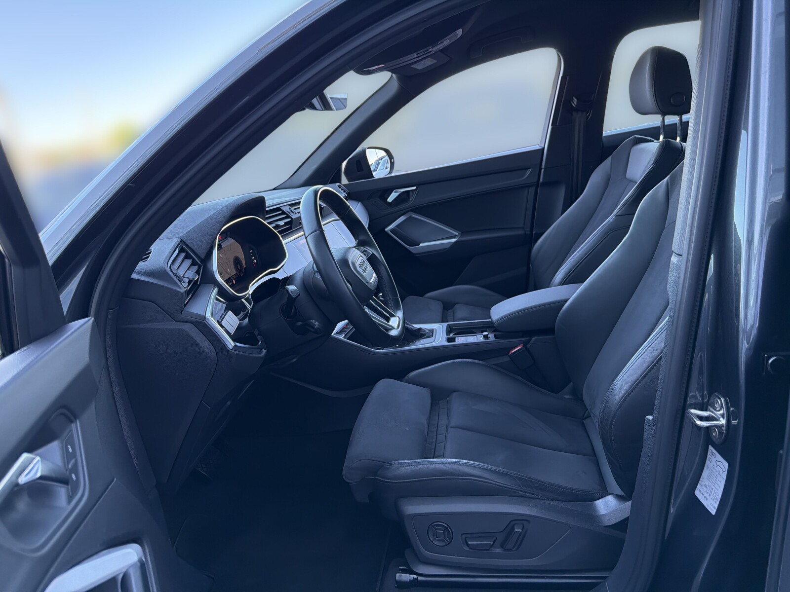 Audi Q3 - zdjęcie 11