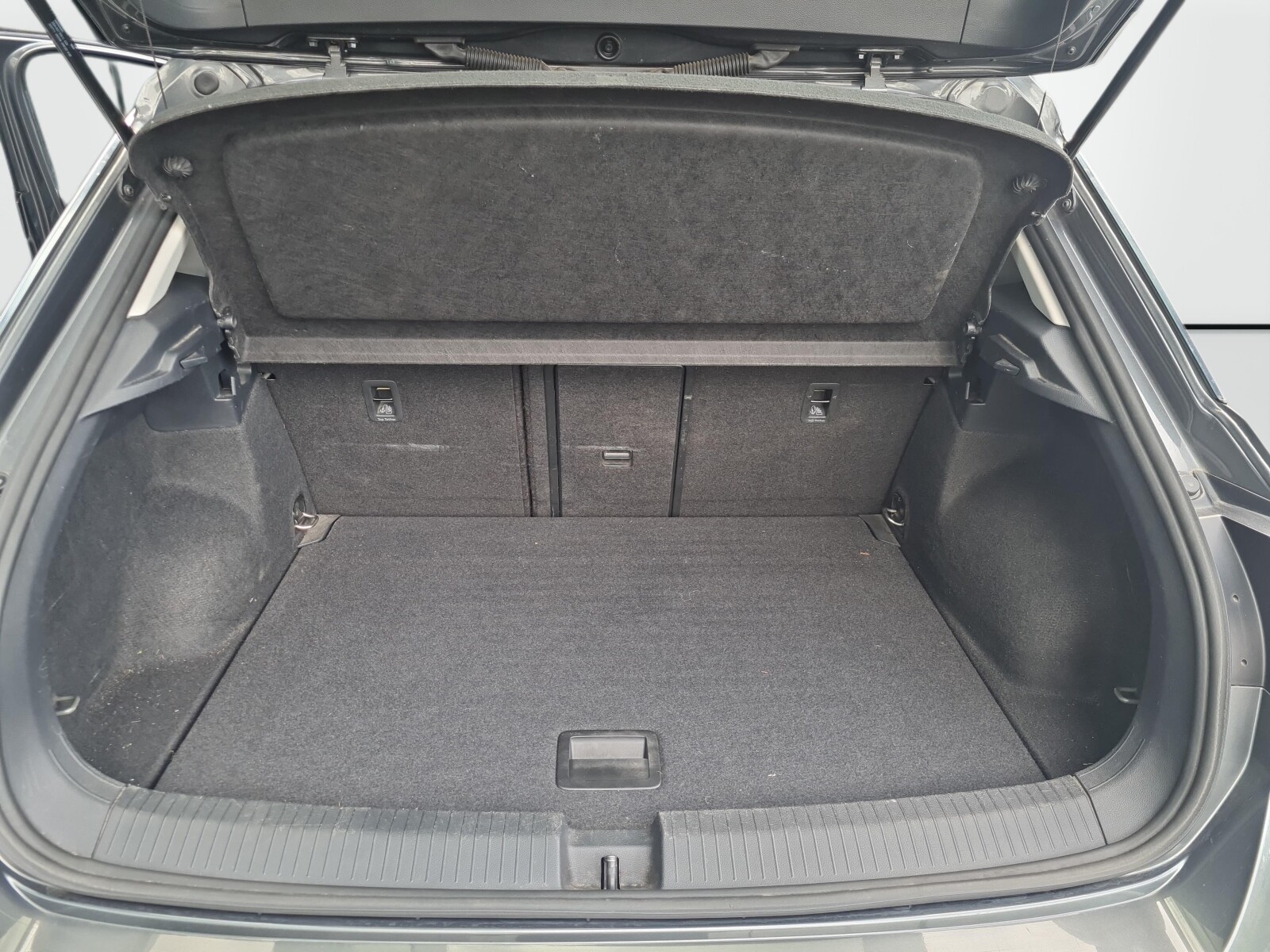 Volkswagen T-Roc - zdjęcie 25