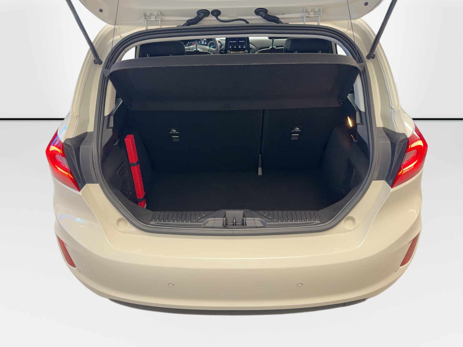 Ford Fiesta - zdjęcie 14