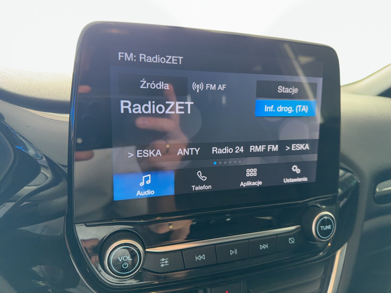 Ford Fiesta - zdjęcie 28