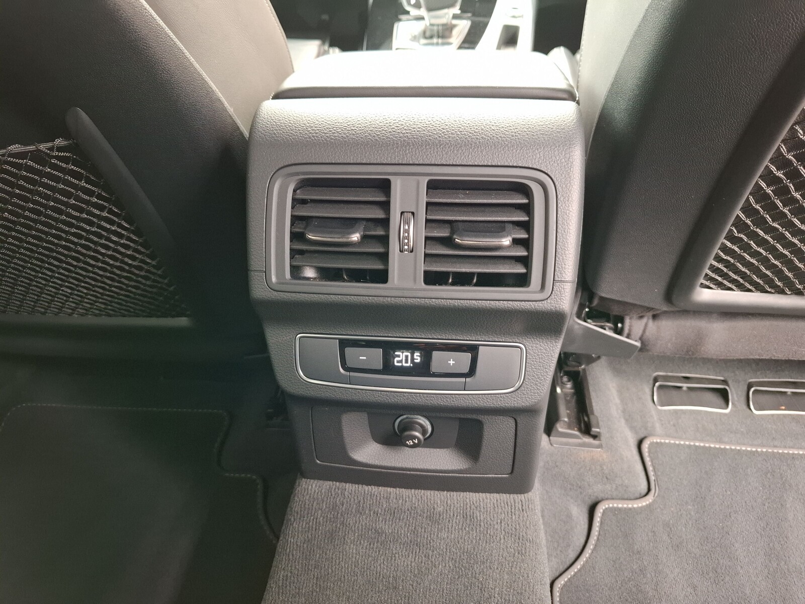 Audi Q5 - zdjęcie 25