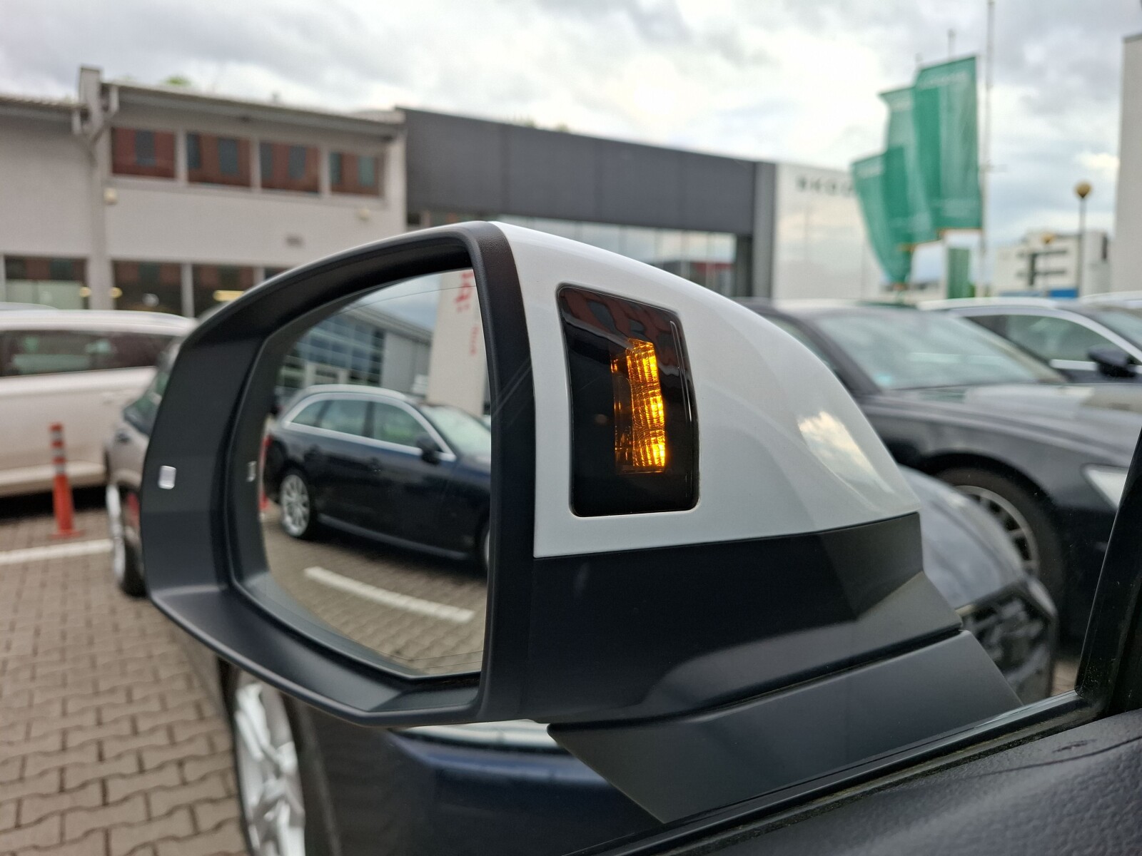 Audi Q5 - zdjęcie 22