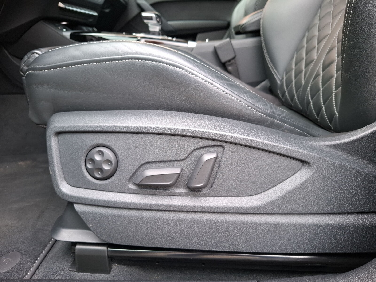 Audi Q5 - zdjęcie 21