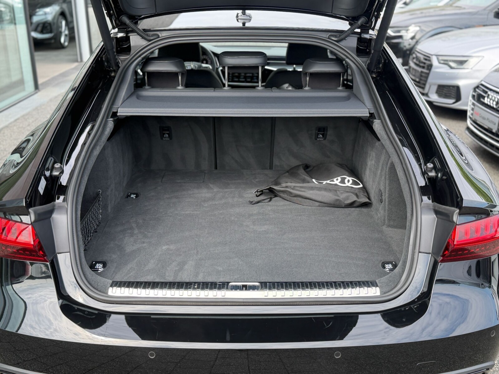 Audi A7 Sportback TFSI e - zdjęcie 27