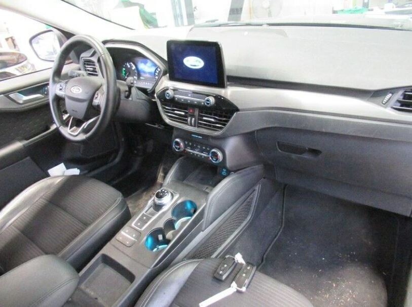 Ford Kuga - zdjęcie 3