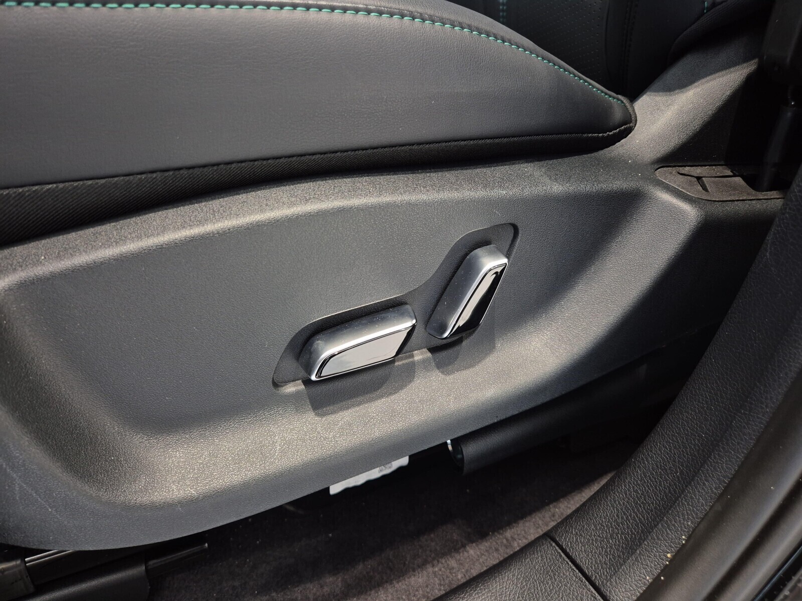 BYD Seal U DM-i - zdjęcie 12