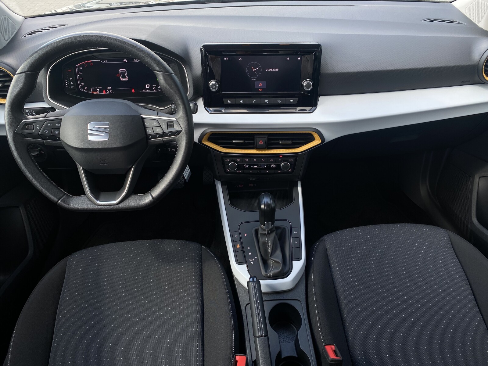 Seat Arona - zdjęcie 9