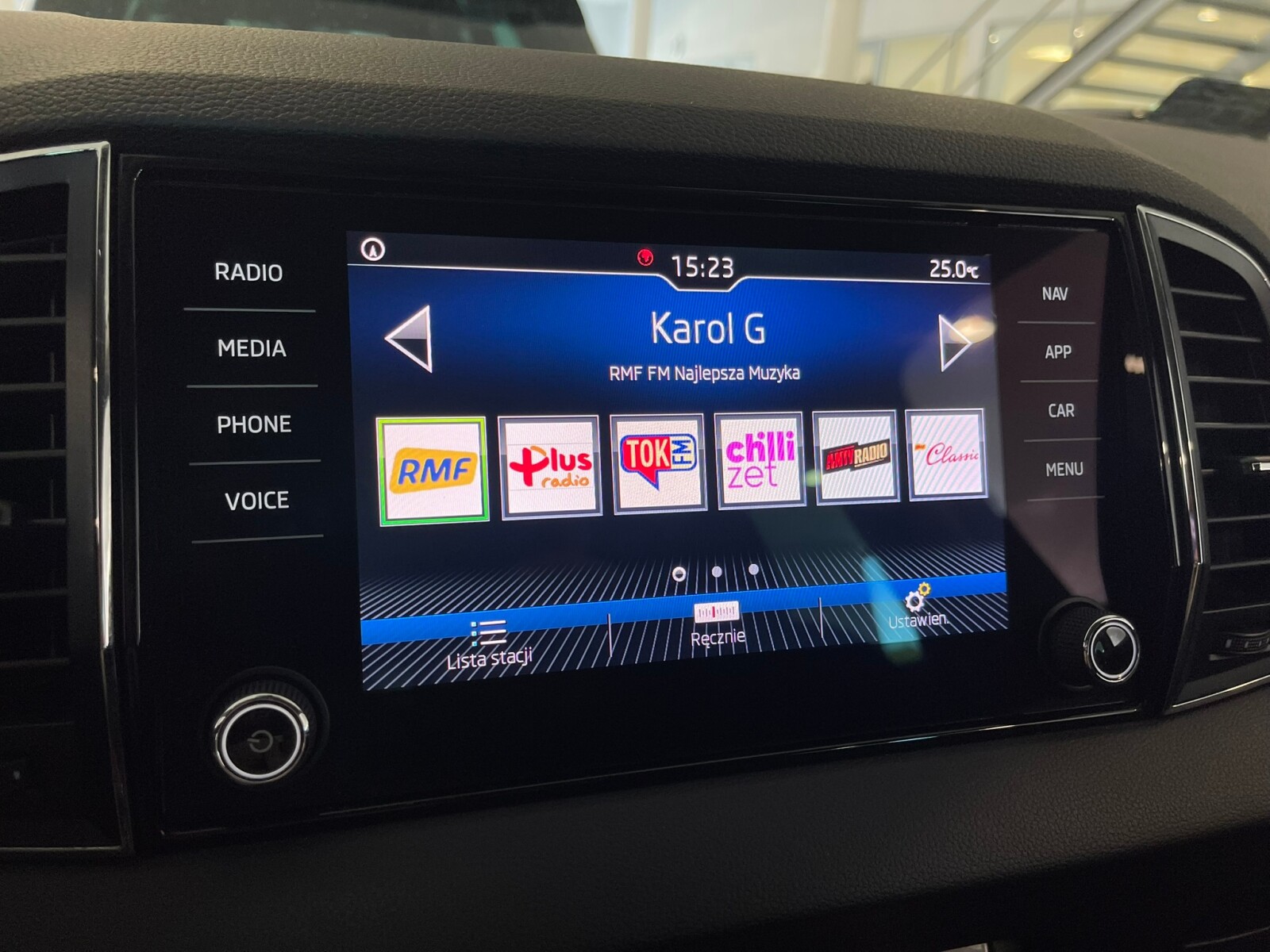 Škoda Karoq - zdjęcie 17