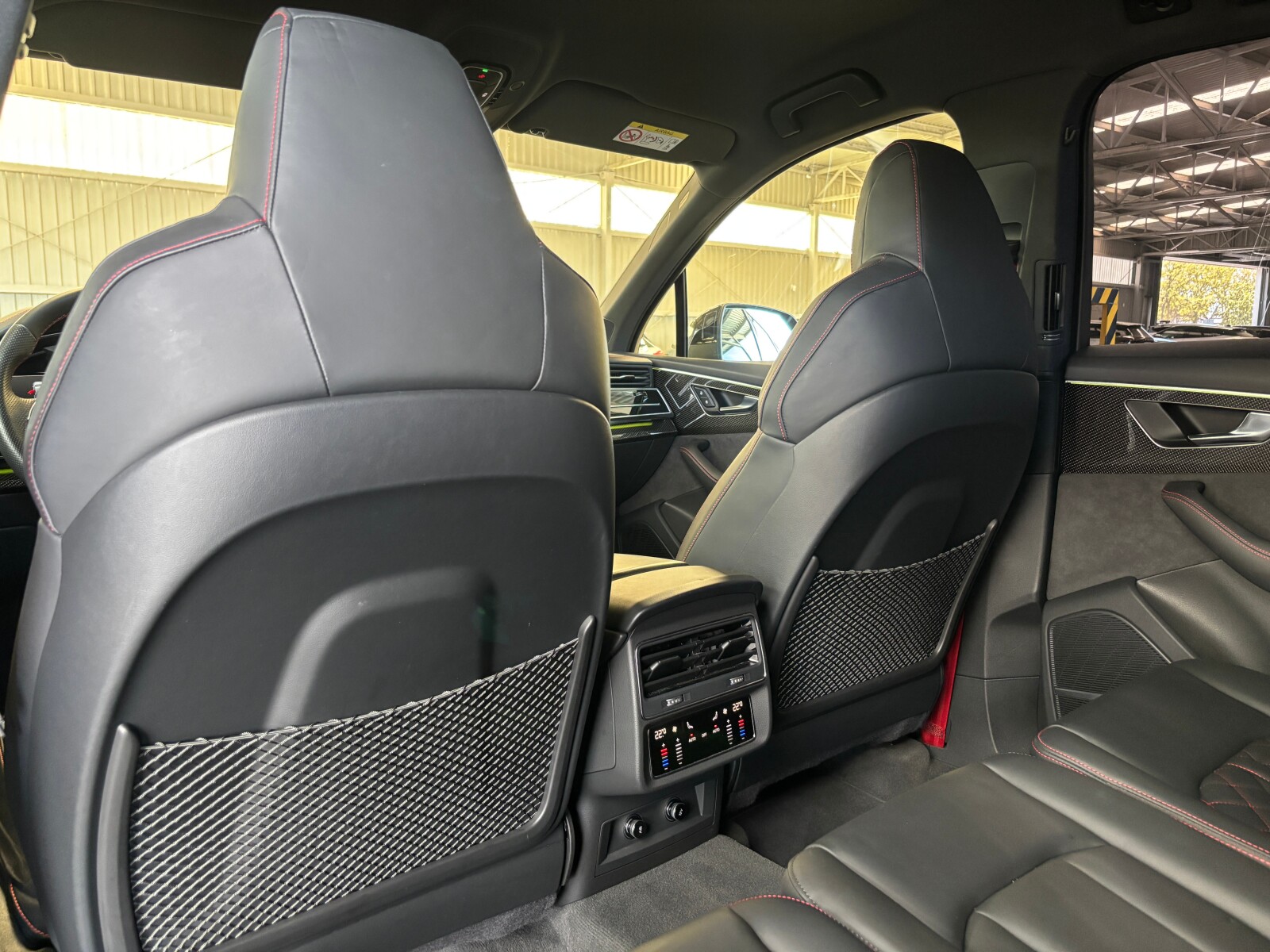 Audi Q7 - zdjęcie 26