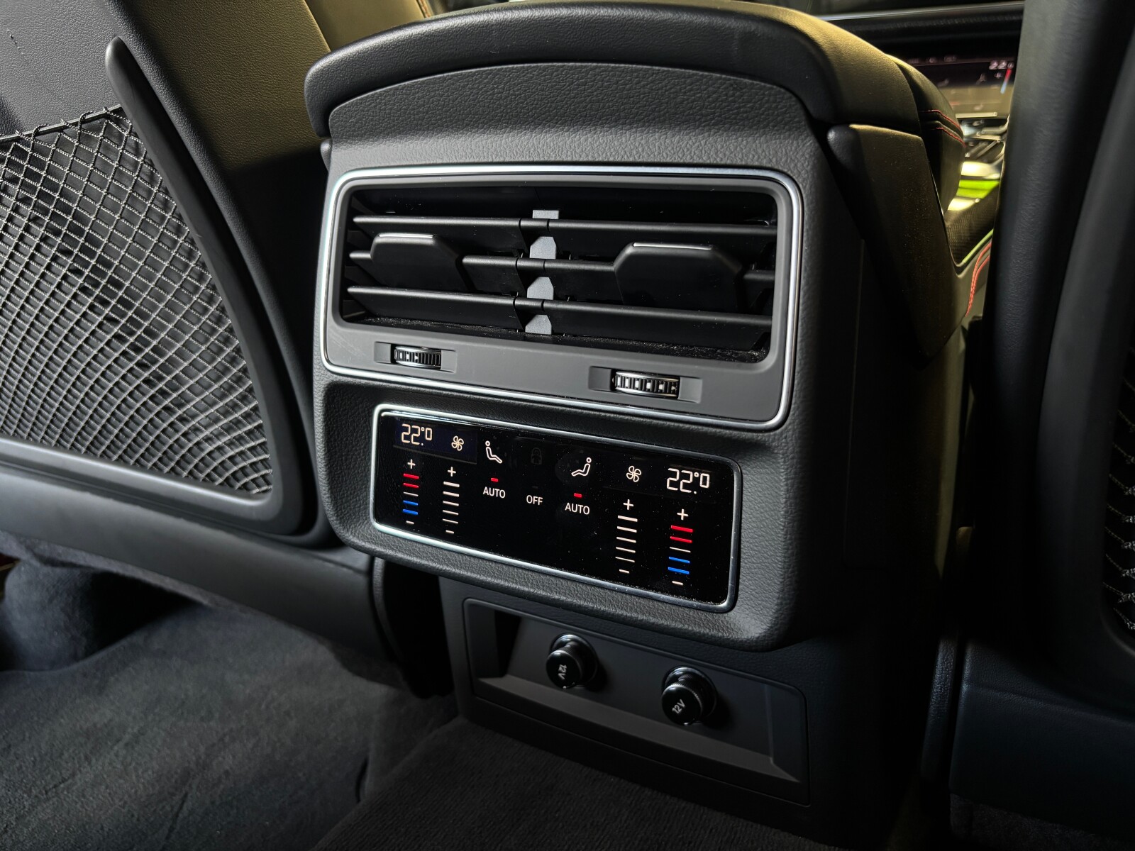 Audi Q7 - zdjęcie 27