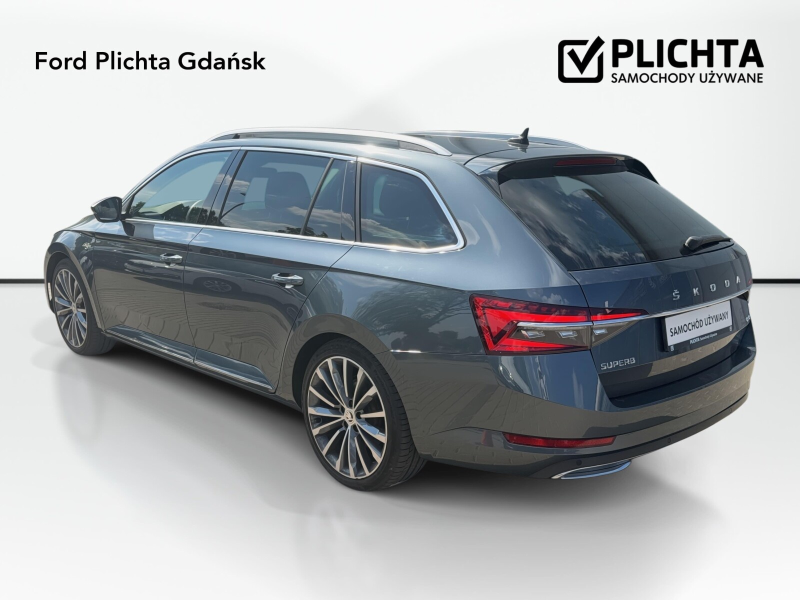 Škoda Superb Combi - zdjęcie 7