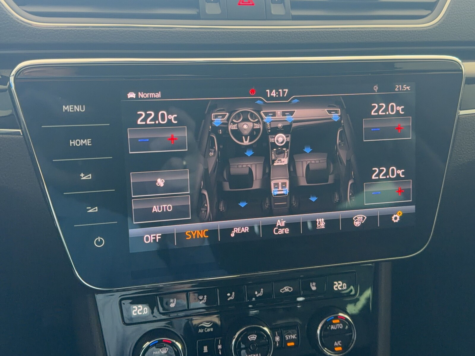 Škoda Superb Combi - zdjęcie 35