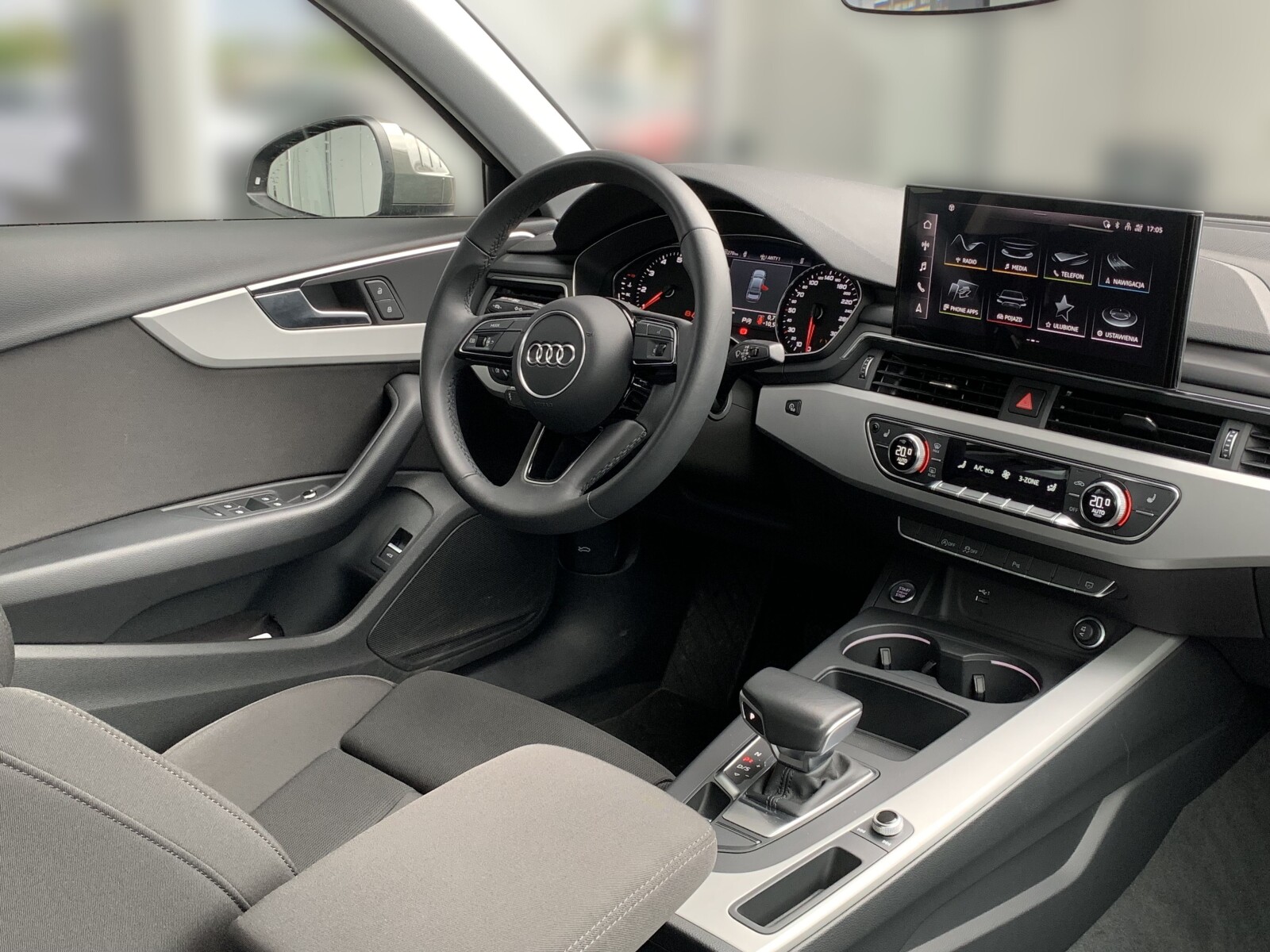 Audi A4 Limousine - zdjęcie 16
