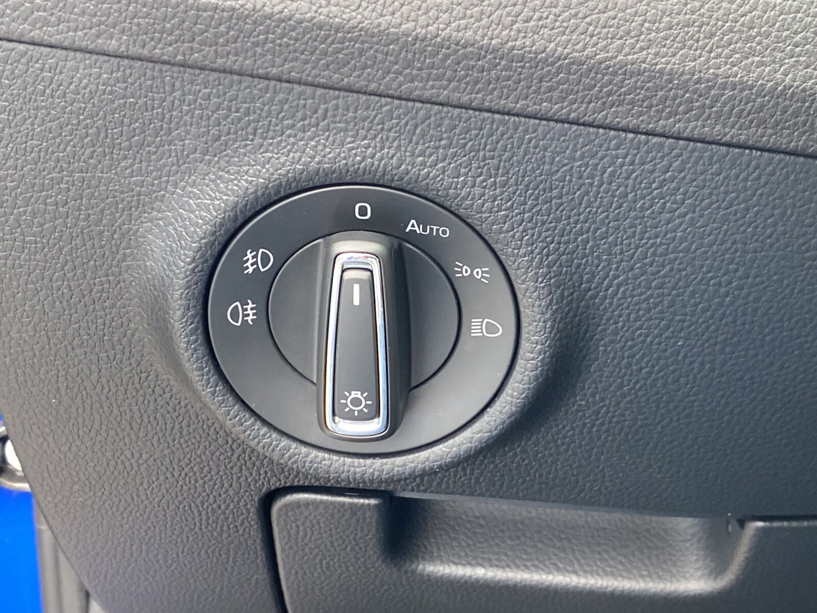 Škoda Superb Combi - zdjęcie 19
