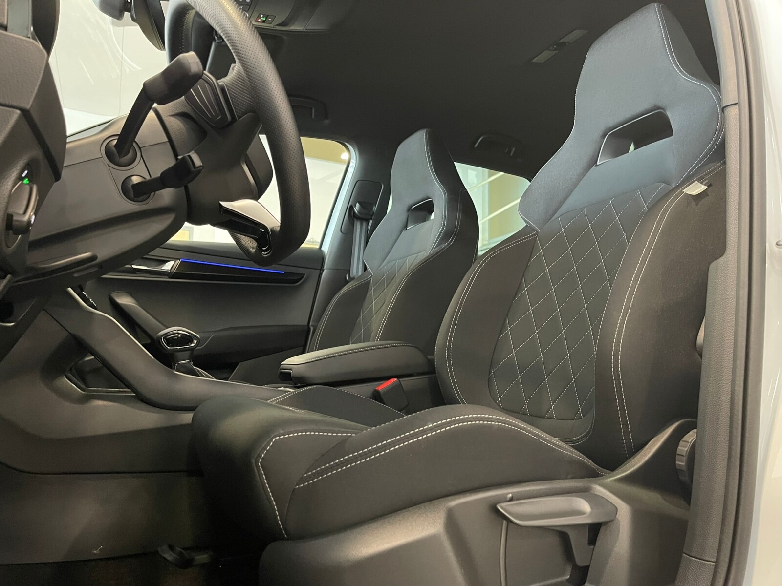 Škoda Karoq - zdjęcie 9