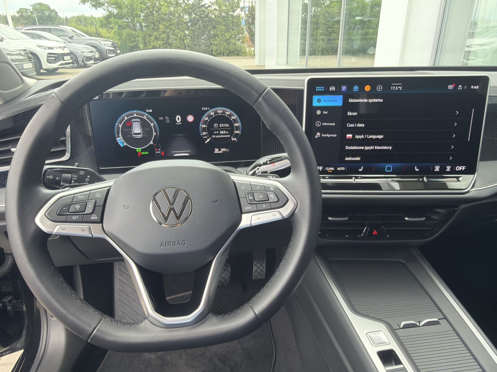 Volkswagen Passat Variant - zdjęcie 13