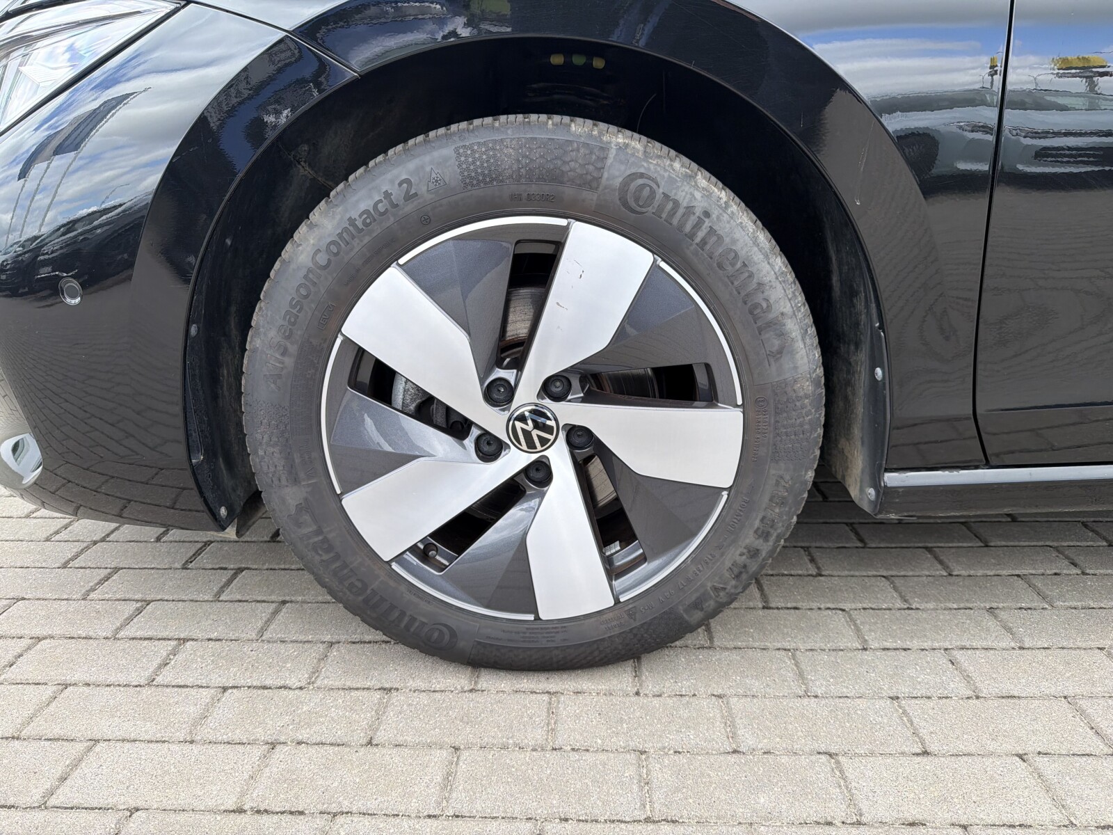 Volkswagen Passat Variant - zdjęcie 18