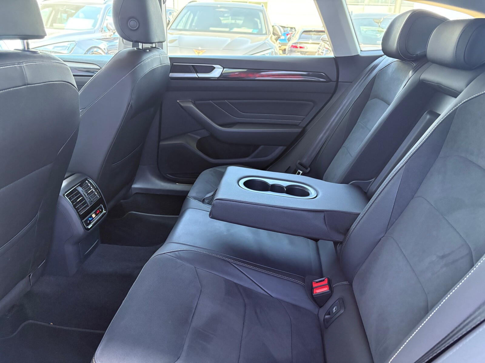 Volkswagen Arteon Shooting Brake - zdjęcie 15