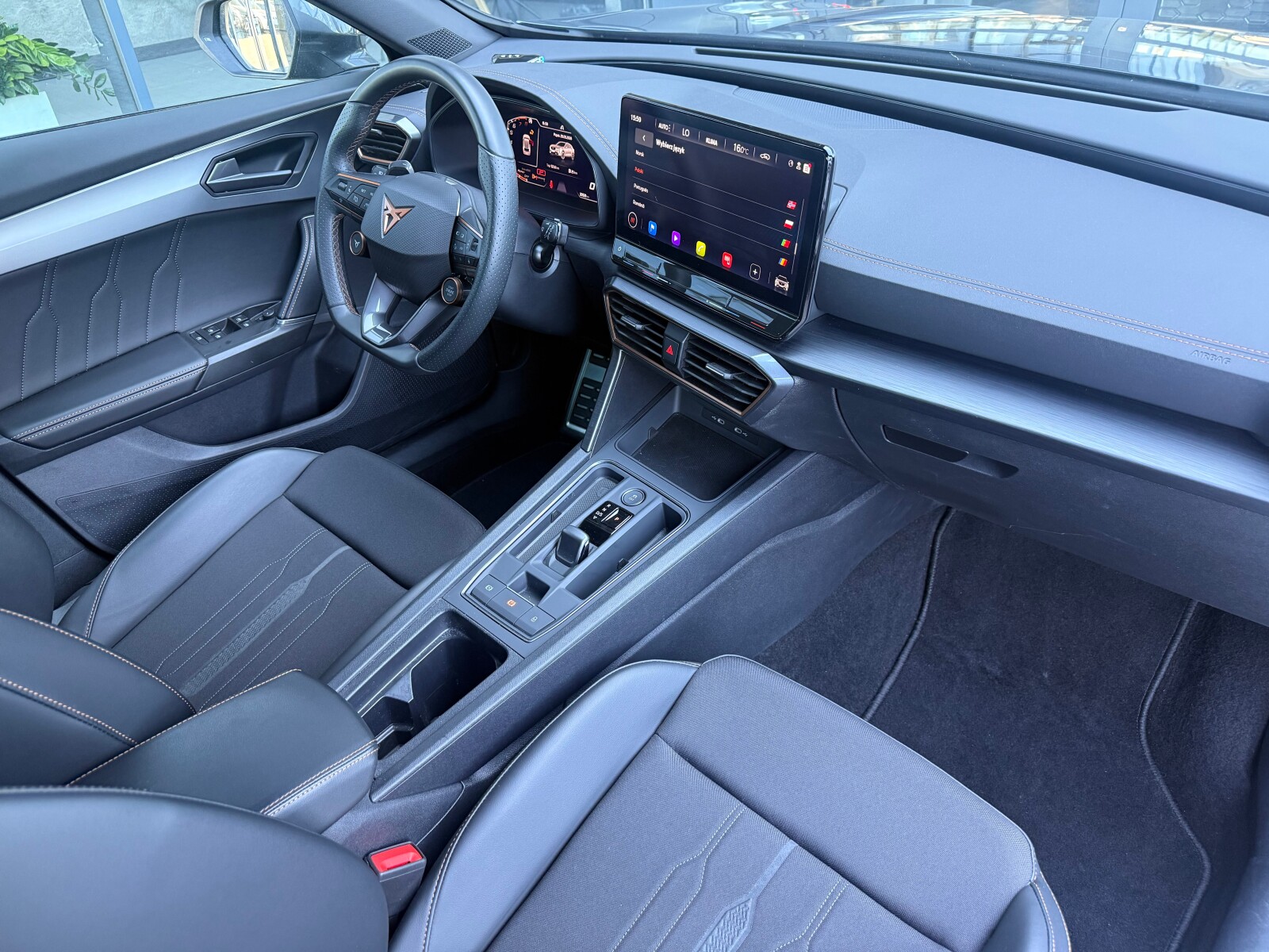 Cupra Formentor - zdjęcie 17