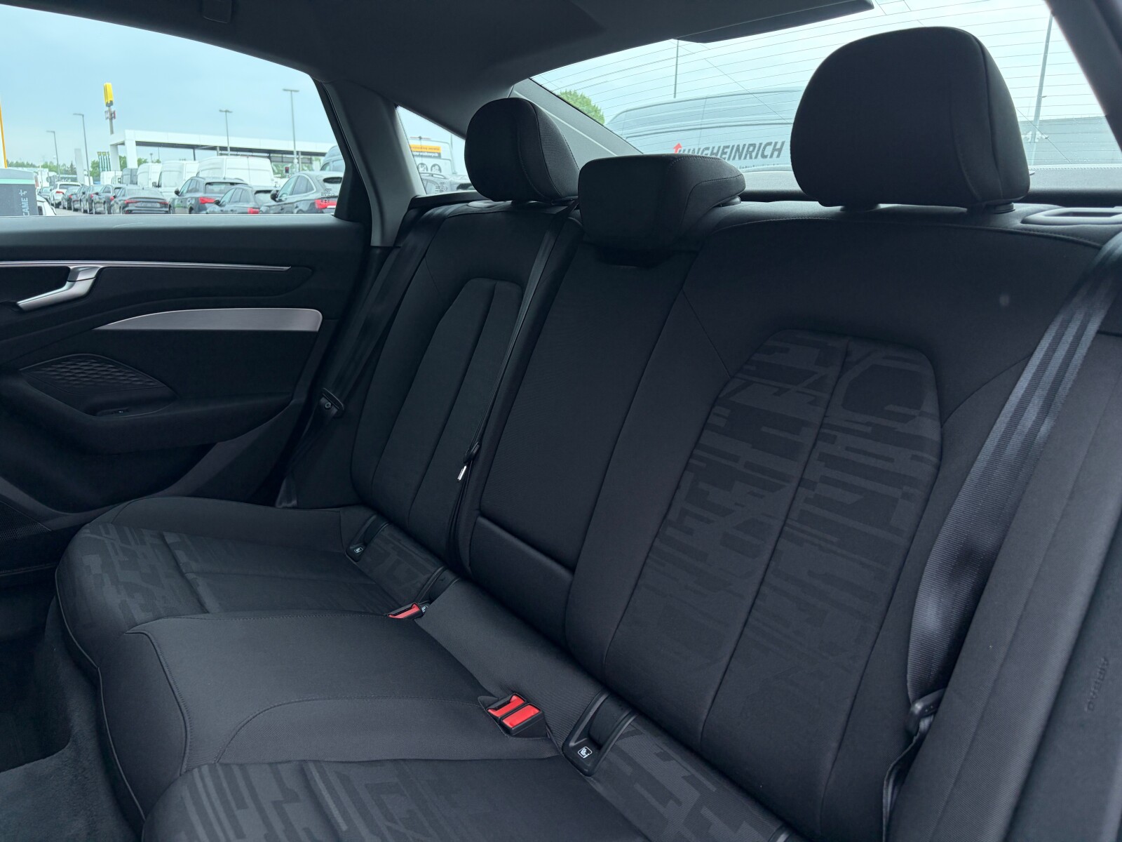 Audi A6 Limousine - zdjęcie 29