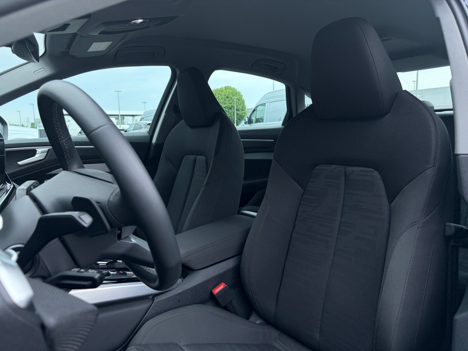 Audi A6 Limousine - zdjęcie 16