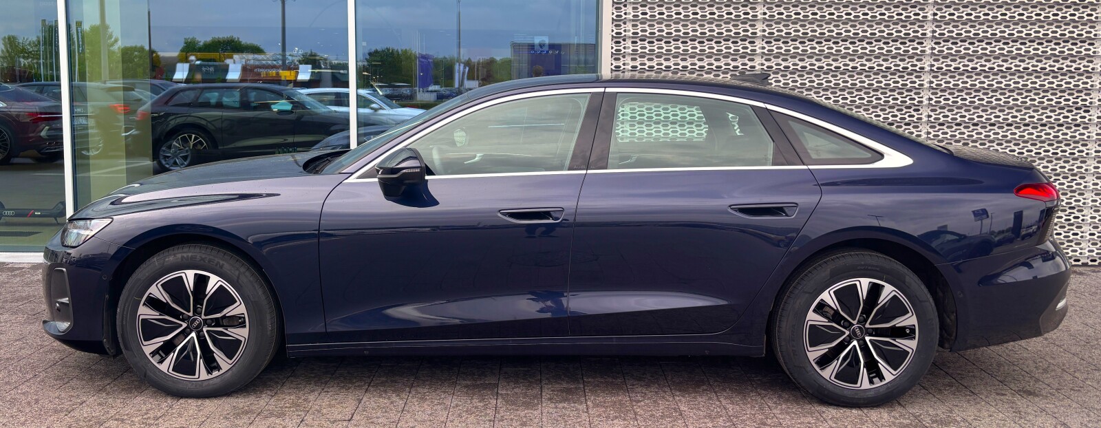 Audi A6 Limousine - zdjęcie 3