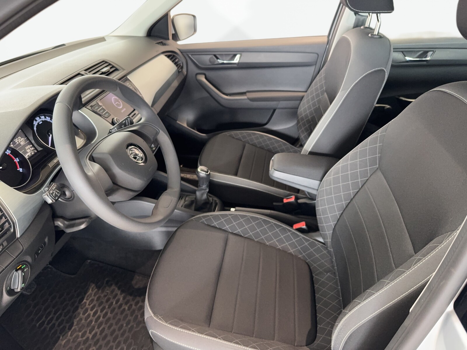 Škoda Fabia - zdjęcie 11