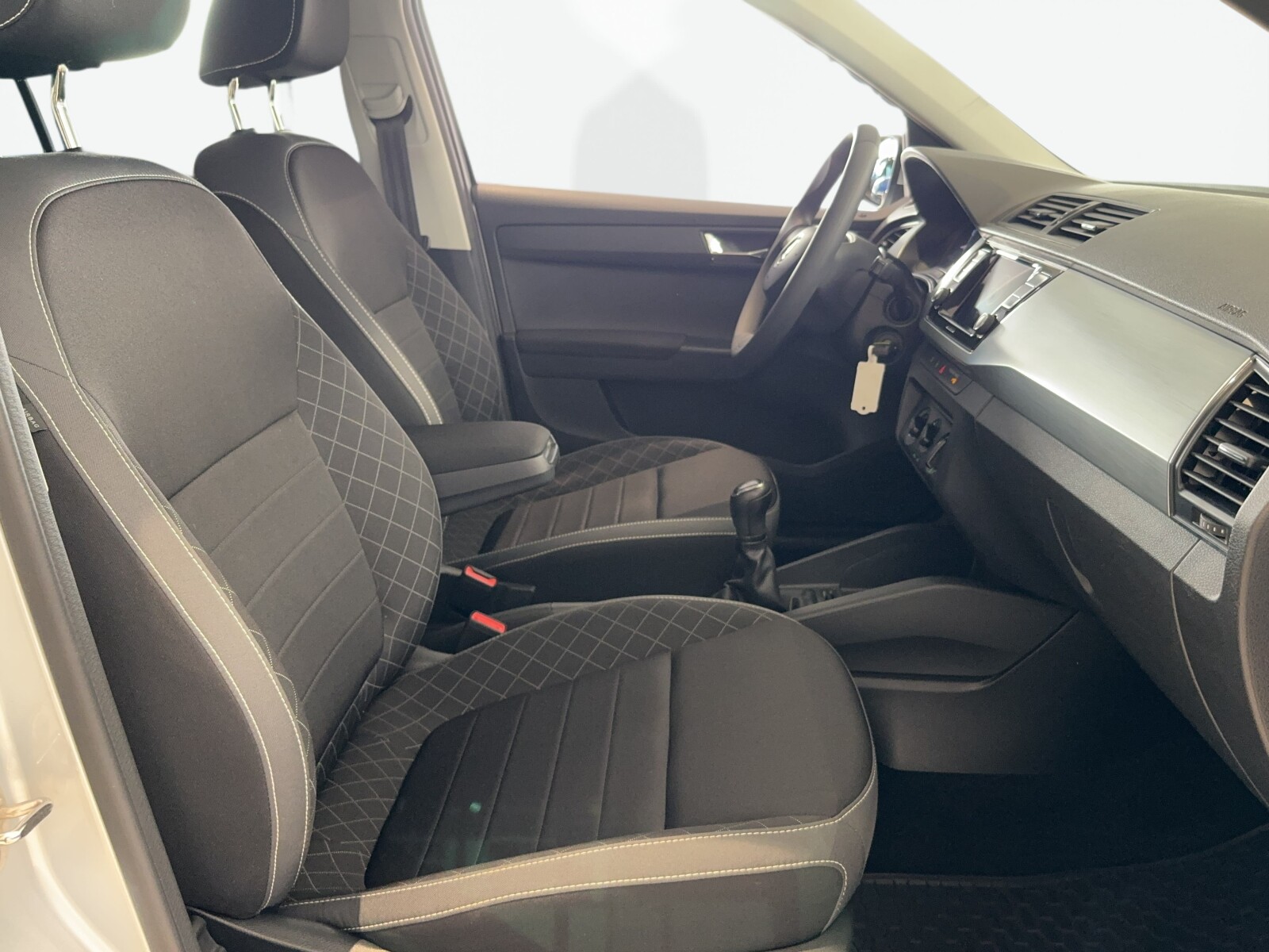 Škoda Fabia - zdjęcie 18