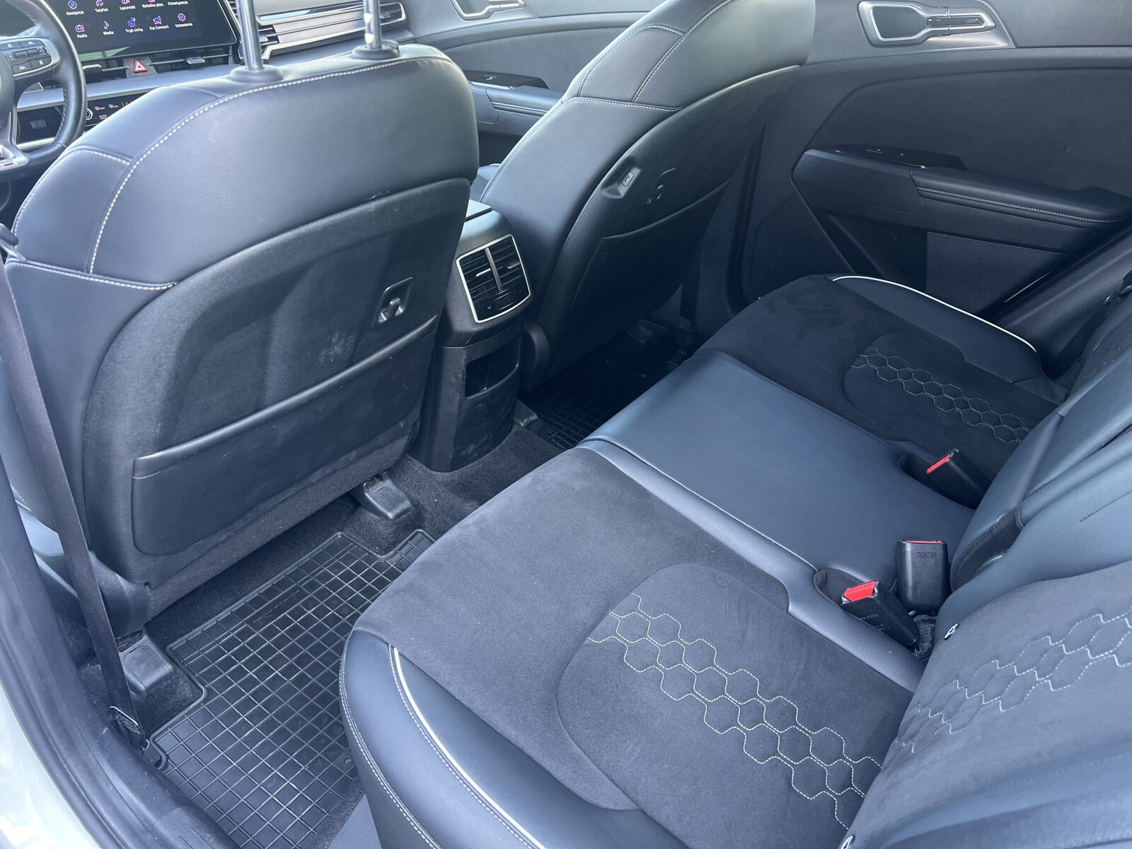 Kia Sportage - zdjęcie 29