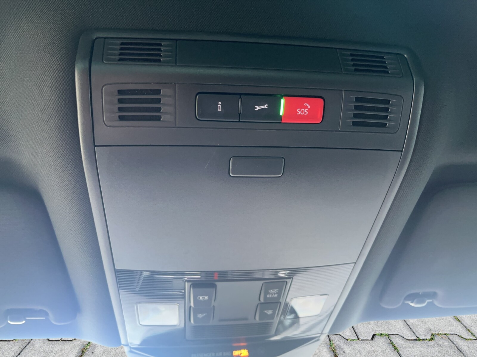 Volkswagen Passat Alltrack - zdjęcie 36