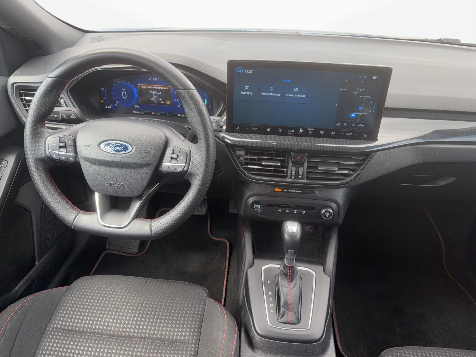 Ford Focus - zdjęcie 11