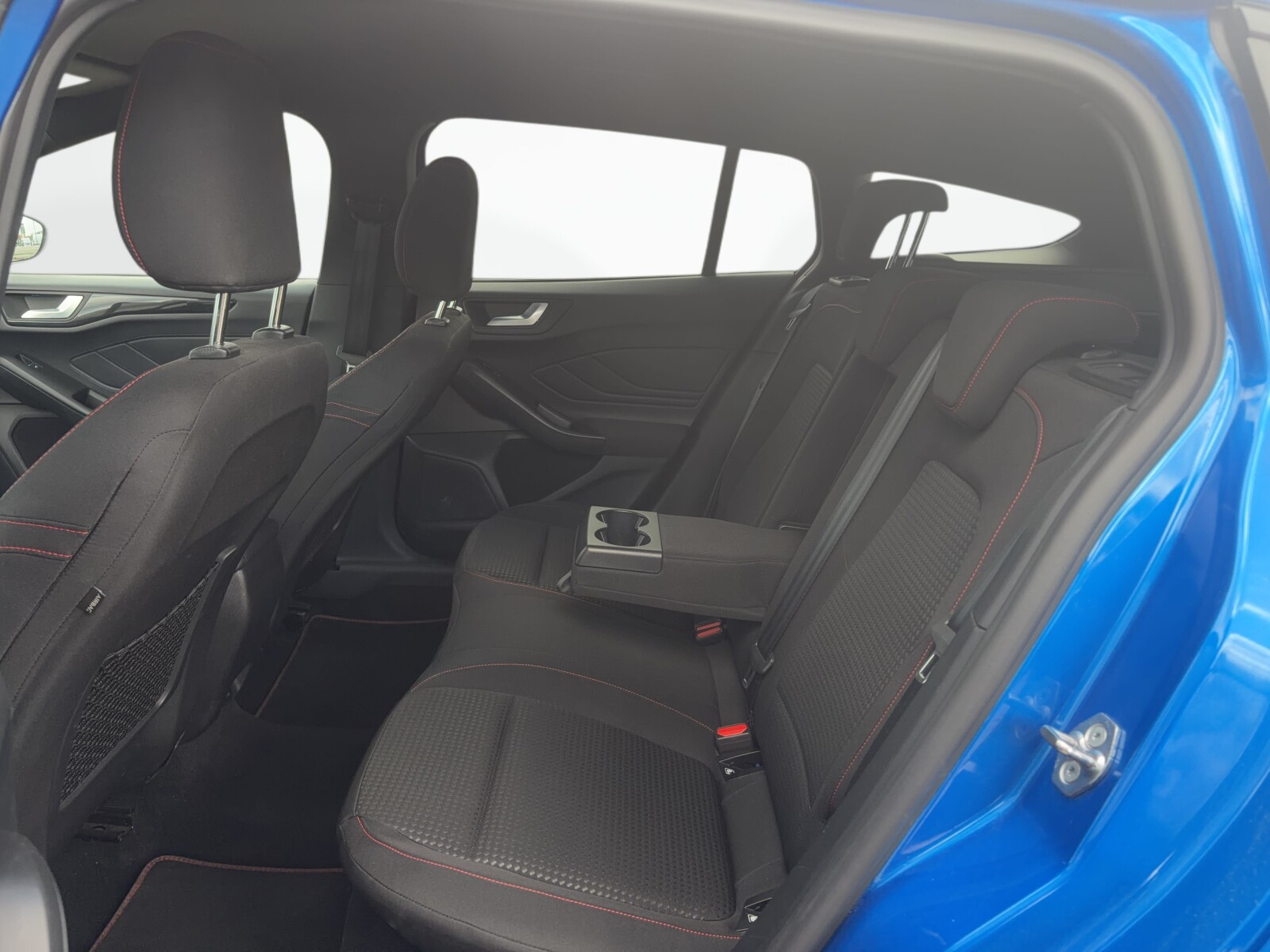 Ford Focus - zdjęcie 23