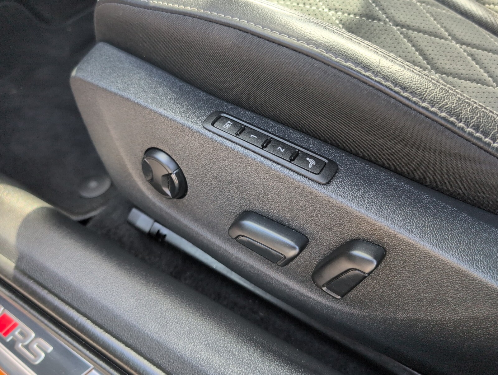 Škoda Octavia Combi - zdjęcie 12