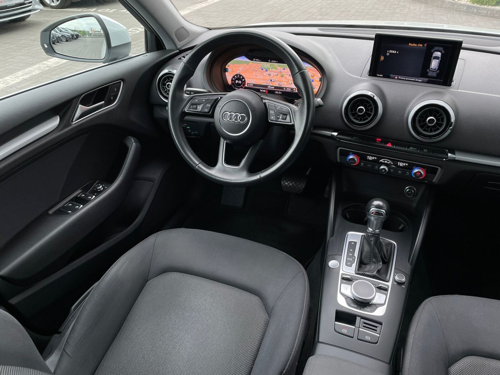 Audi A3 Sportback - zdjęcie 12