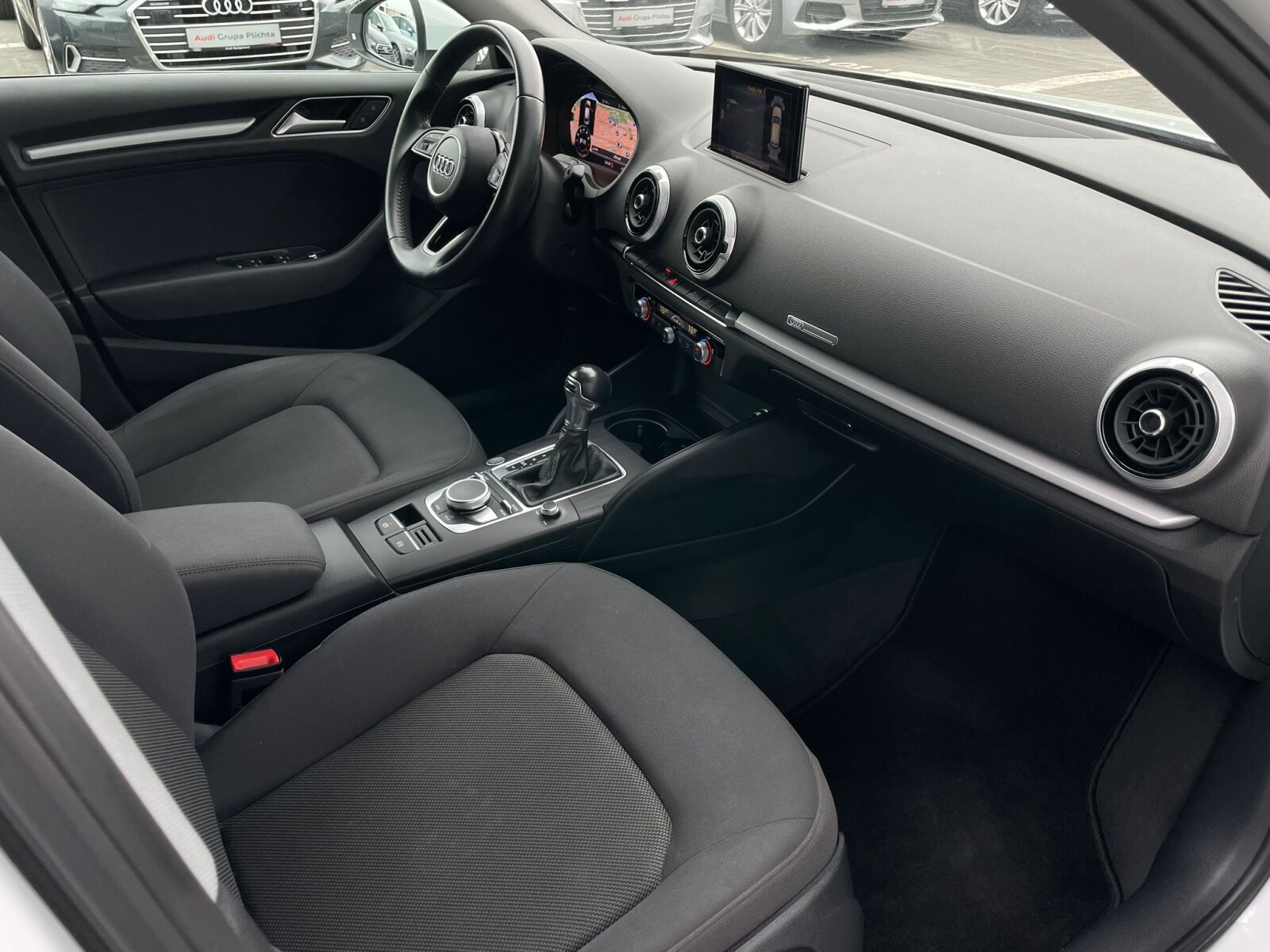 Audi A3 Sportback - zdjęcie 20
