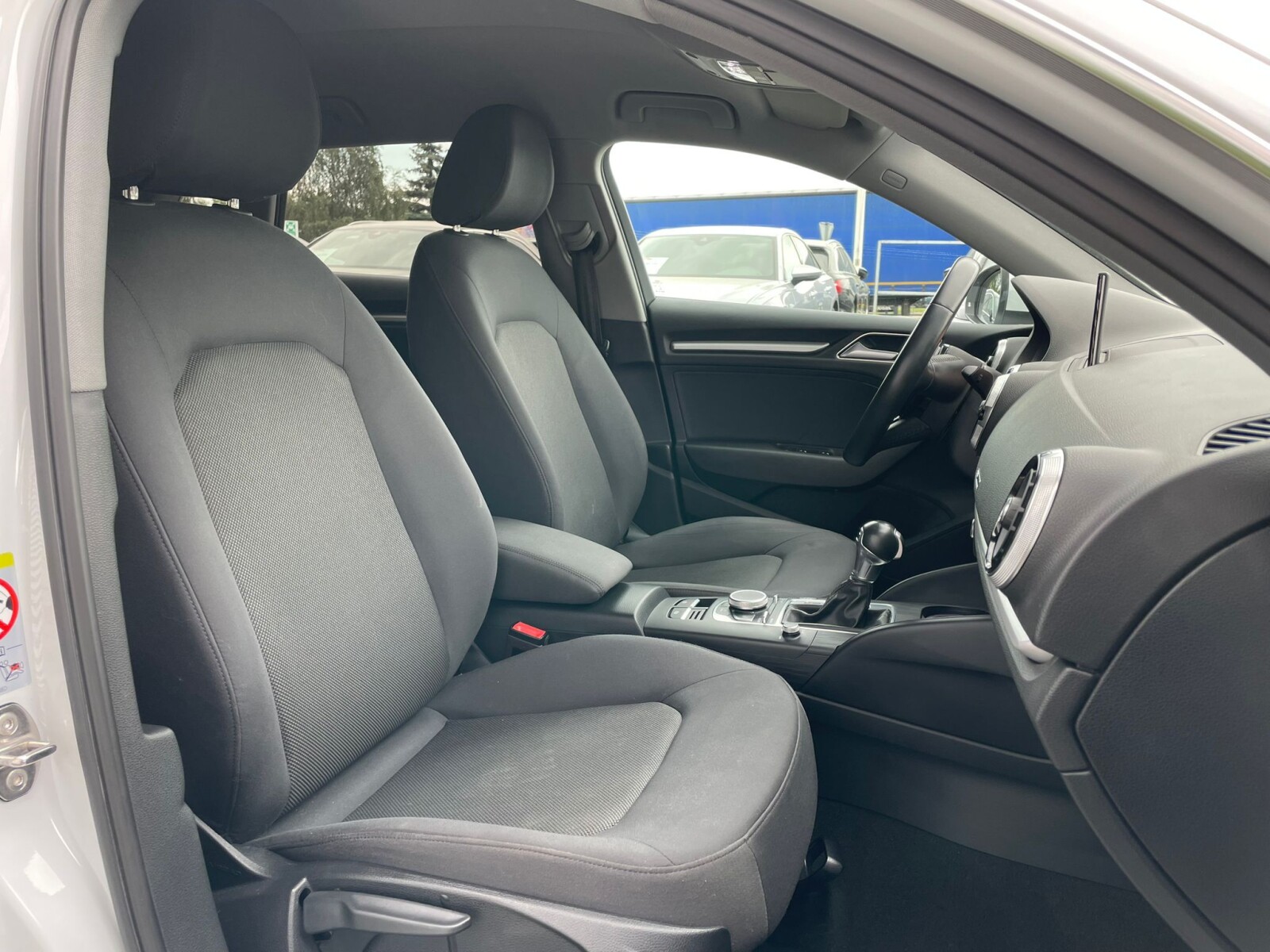 Audi A3 Sportback - zdjęcie 19