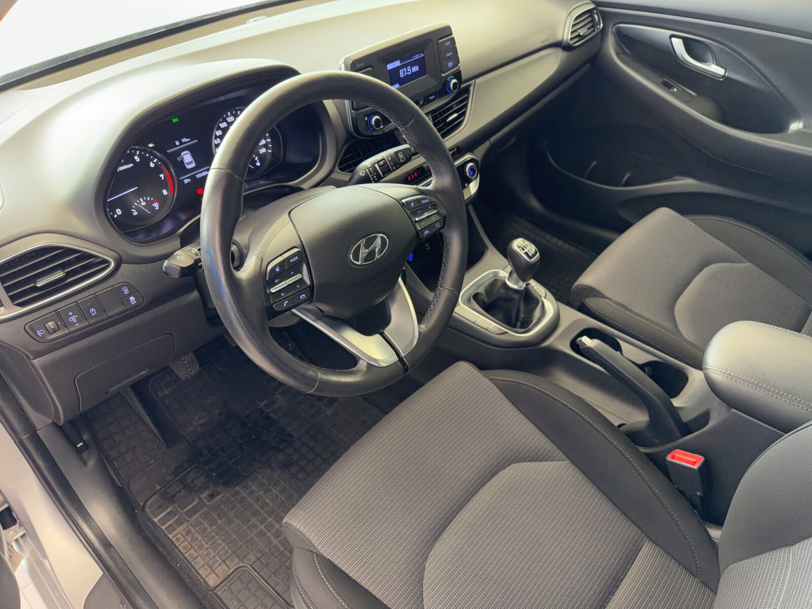Hyundai i30 - zdjęcie 9
